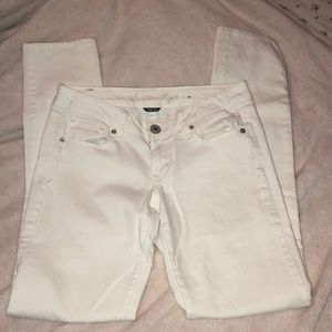 AEO white Jeans